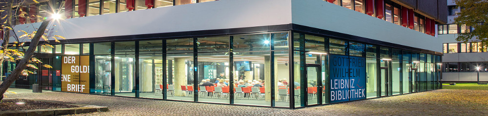 Convocada Plaza en la Leibniz Bibliothek Hannover